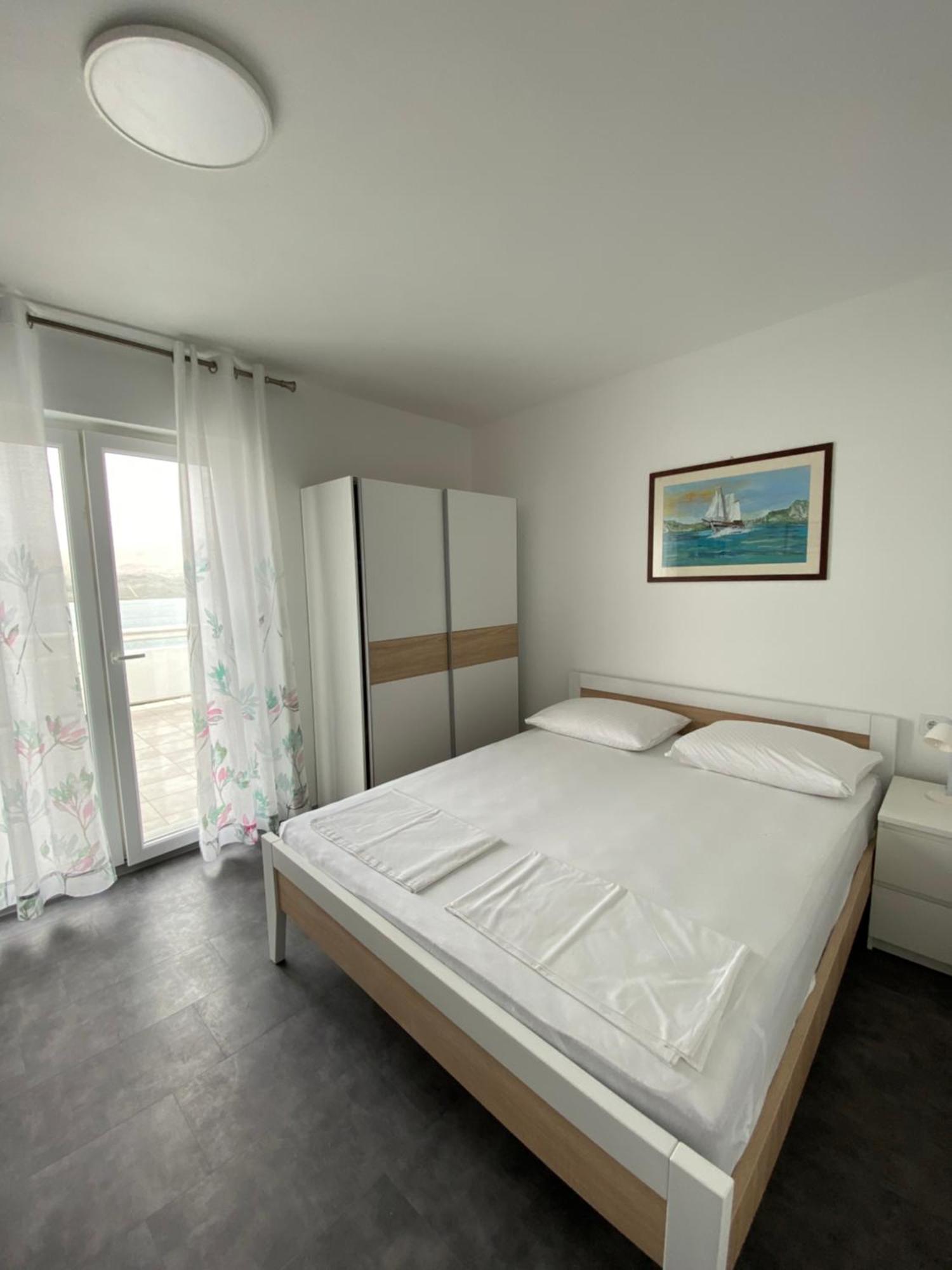 Apartmani Pozega Паг Екстериор снимка