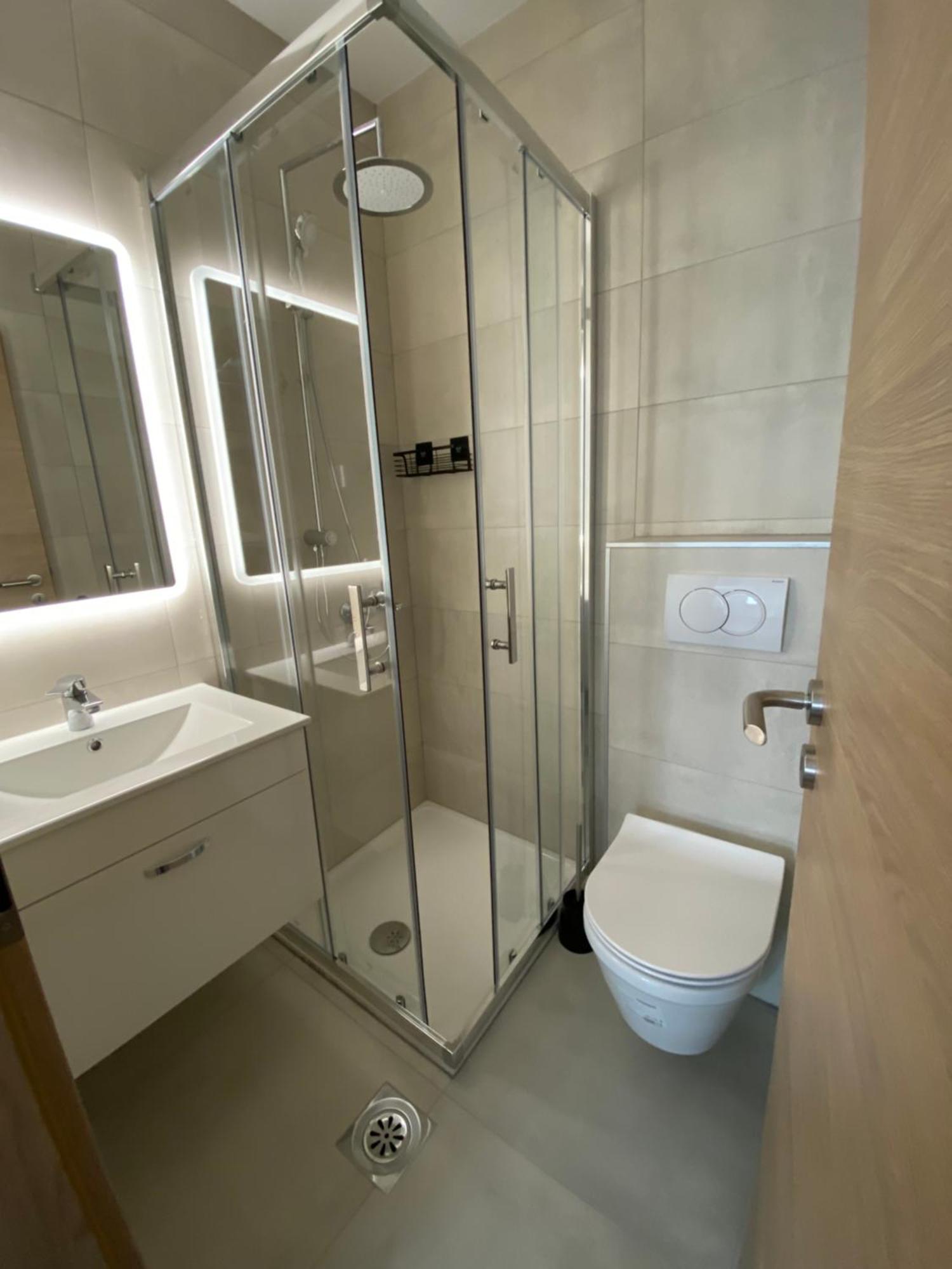 Apartmani Pozega Паг Екстериор снимка